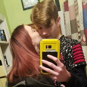 Meet your Posher, Briana